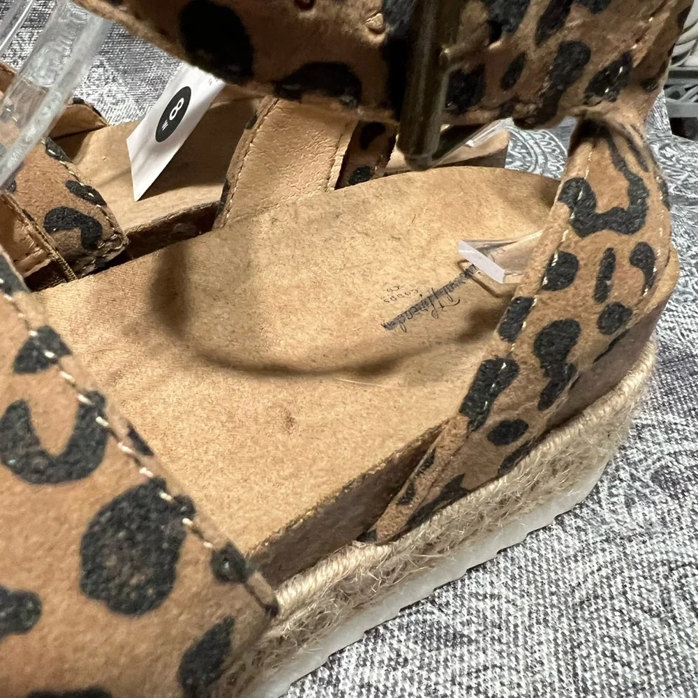 Universal Thread Tan Leopard Espadrille Sandals
